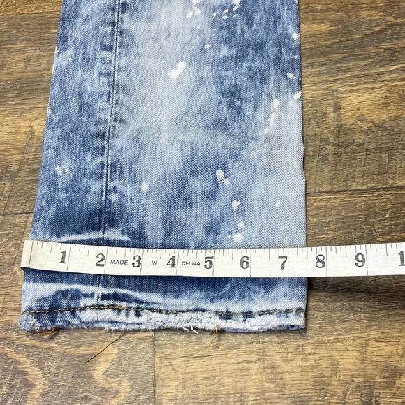 AKOO Jeans Men’s 32 No Rivals Big Oak Fit Distressed Acid Wash Modern Designer - Picture 7 of 11
